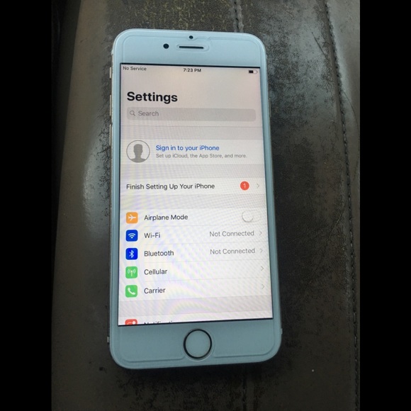 iPhone 6s - Picture 2 of 2